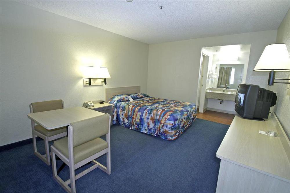 Motel 6-Sparks, Nv - Airport - Спаркс Стая снимка