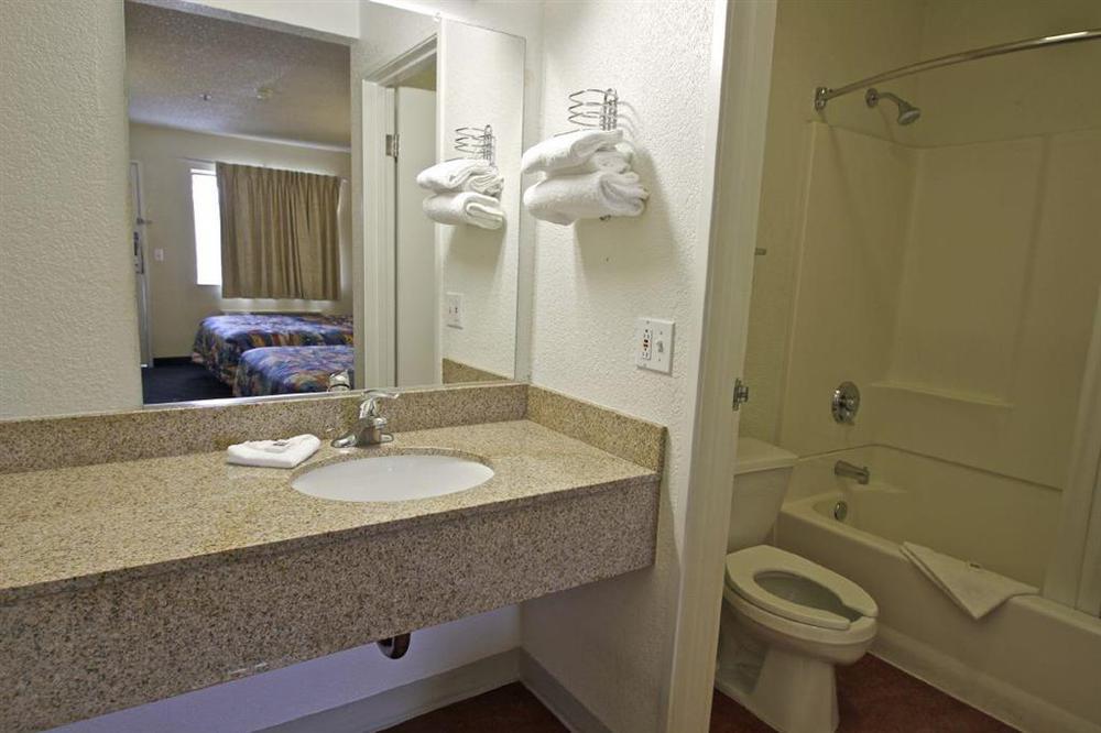 Motel 6-Sparks, Nv - Airport - Спаркс Стая снимка