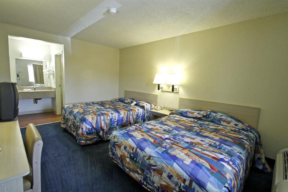 Motel 6-Sparks, Nv - Airport - Спаркс Стая снимка