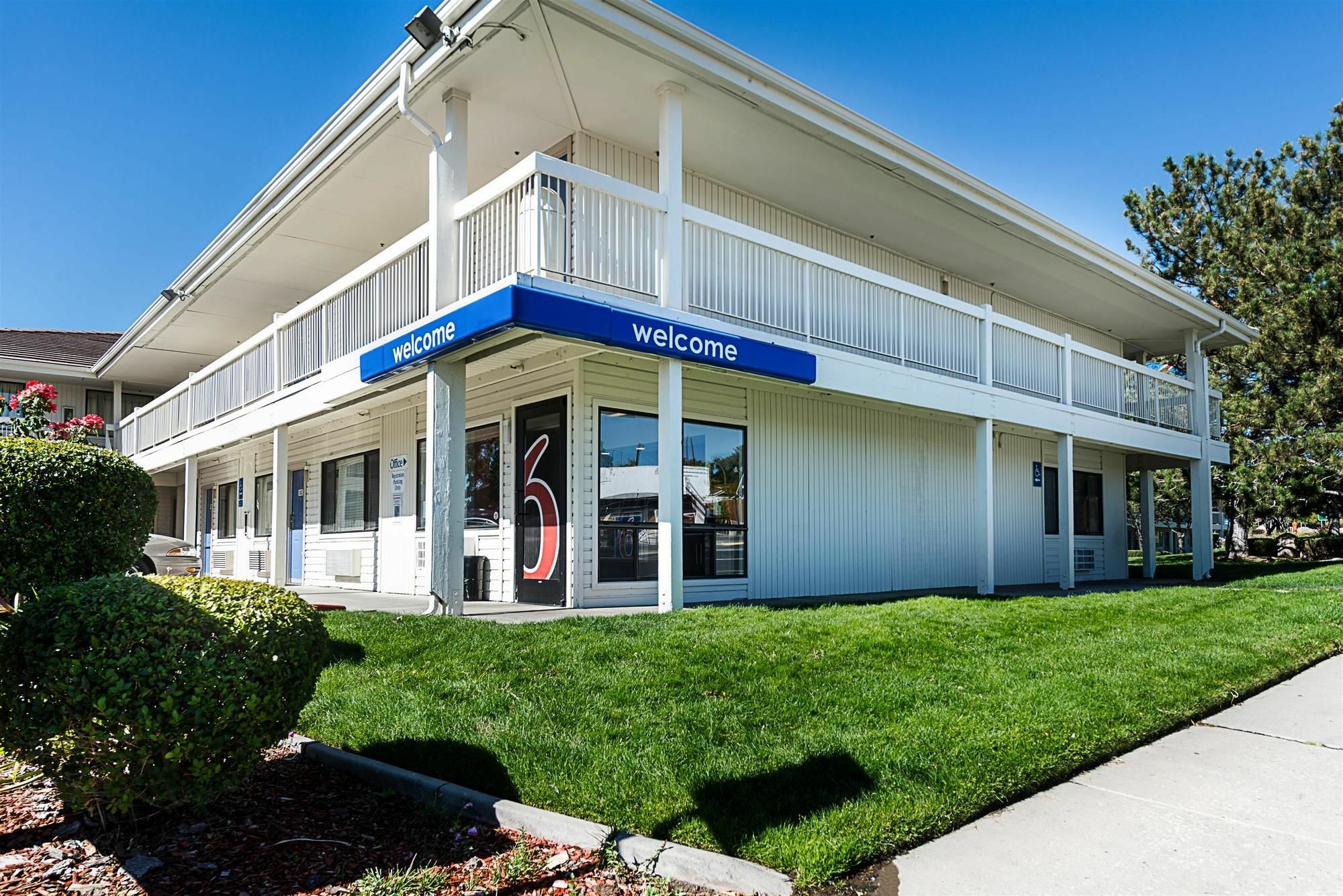 Motel 6-Sparks, Nv - Airport - Спаркс Екстериор снимка