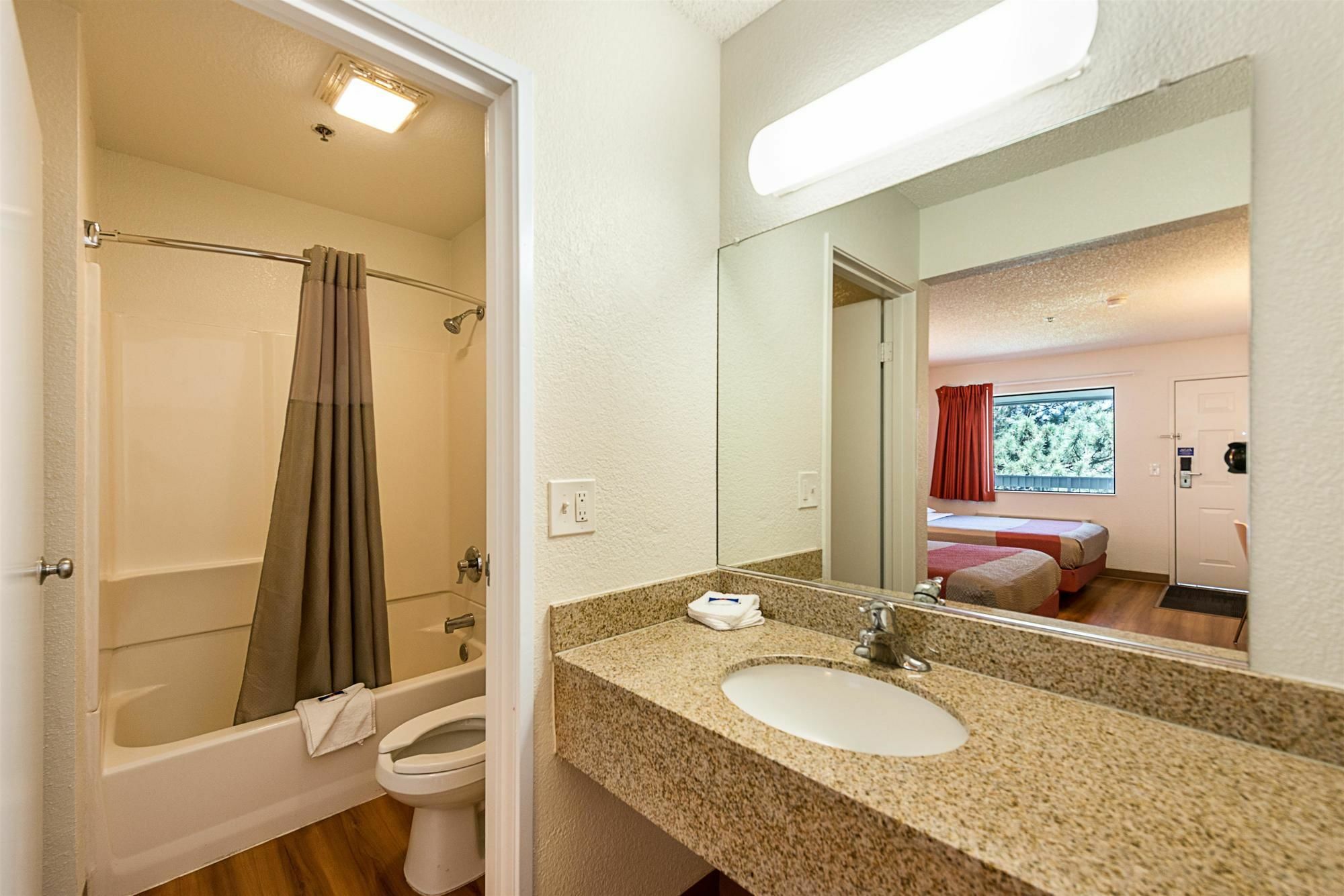 Motel 6-Sparks, Nv - Airport - Спаркс Екстериор снимка