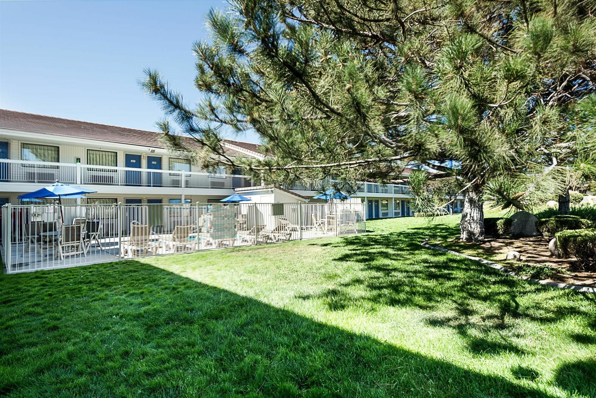Motel 6-Sparks, Nv - Airport - Спаркс Екстериор снимка